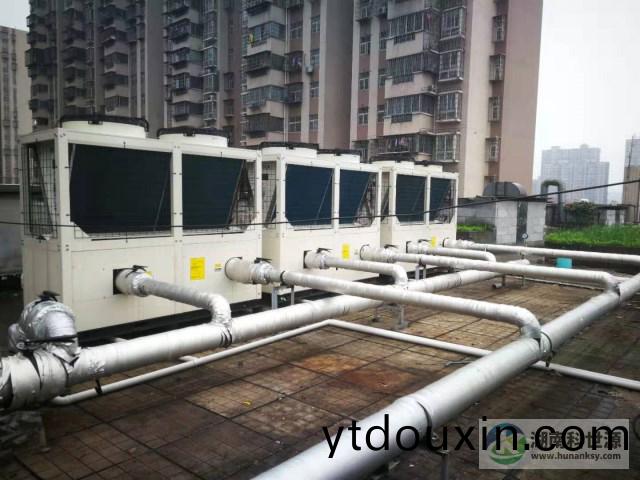 長沙火(huo)車南站駿怡精(jing)選酒店中央空調係統工程