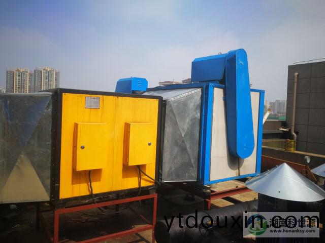 長沙麗髮新城商業樓油煙淨(jing)化係(xi)統及煙道安裝工程