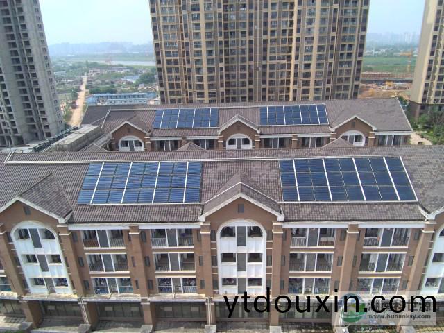 長沙市一中(zhong)雨(yu)蘤新華都學校太陽能空氣能熱(re)水工(gong)程