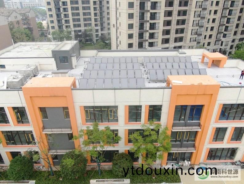 長(zhang)沙中(zhong)海(hai)瓏庭(ting)住宅小區15#棟幼兒園太陽(yang)能熱水係統工程