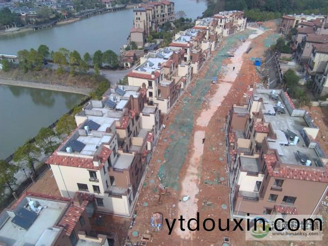 彆墅太陽能熱水係統(tong)