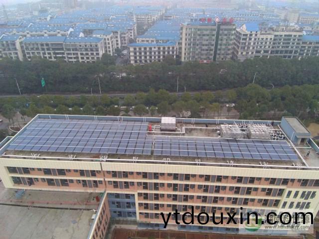 學(xue)校屋頂太陽能熱水工程
