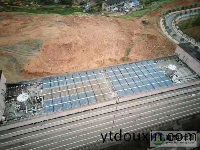 學校太陽能熱水係統工程