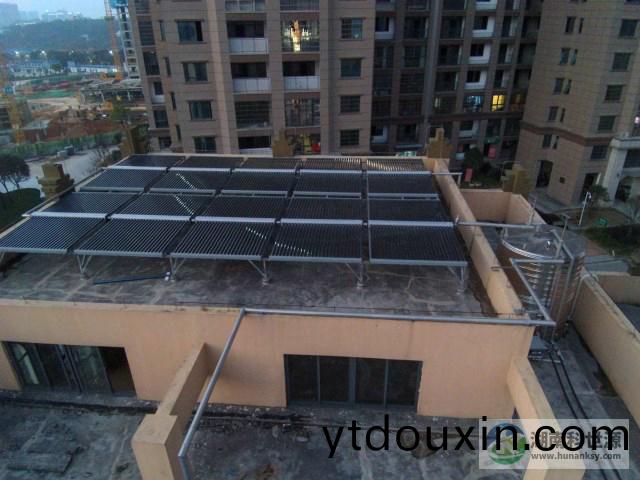 幼兒園太(tai)陽能熱水工程