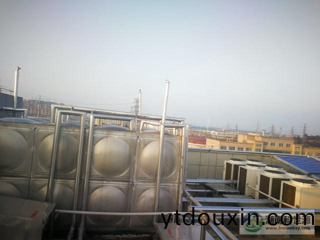 宿(su)捨太陽能熱水工程