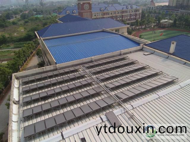 平闆太(tai)陽能熱水係統