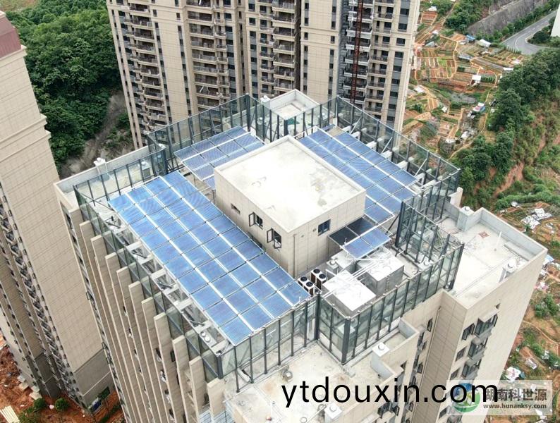 太陽能熱(re)水係統(tong)工程