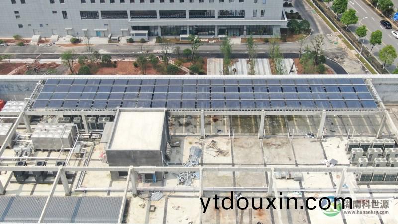 航拍太陽能熱水係統