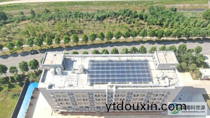 太陽(yang)能熱水係統(tong)工程(cheng)