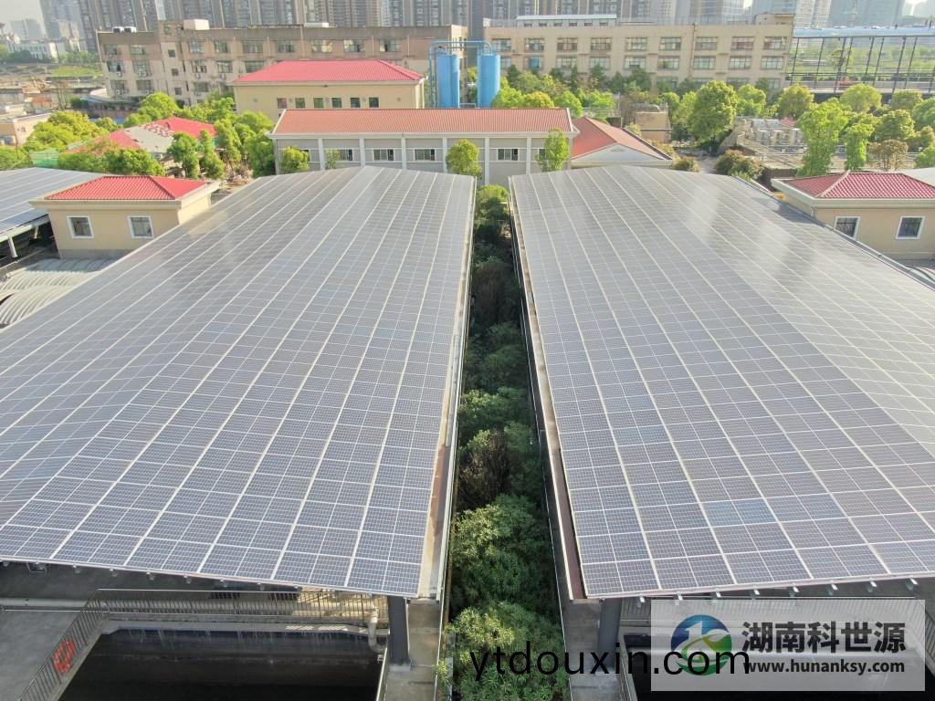 湖南科世源,湖南太陽能,長沙(sha)太陽能,太陽能熱水(shui)工程,湖南太陽能光伏(fu)髮電,熱水工程,空氣源熱水係統(tong),長沙中央(yang)空調